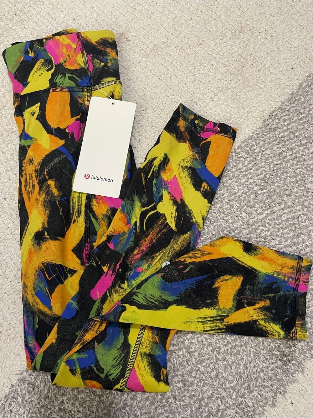 NWT- Lululemon - 2. Invigorate HR Tight 25”